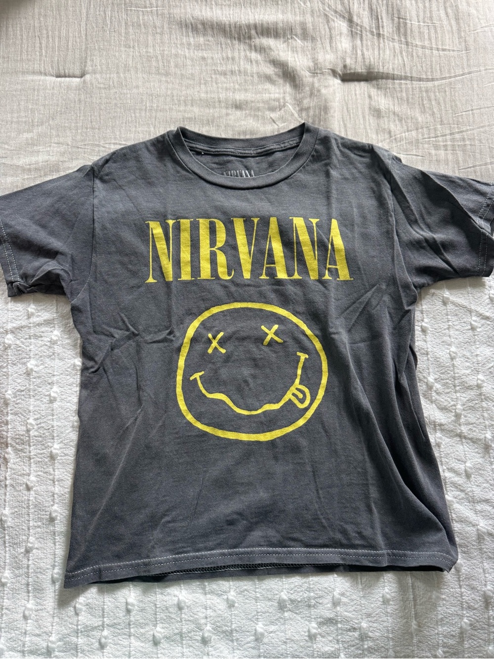 Gray Nirvana short sleeve t shirt size medium